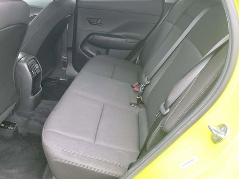 Used 2025 Hyundai Kona SEL AWD/4WD image 10