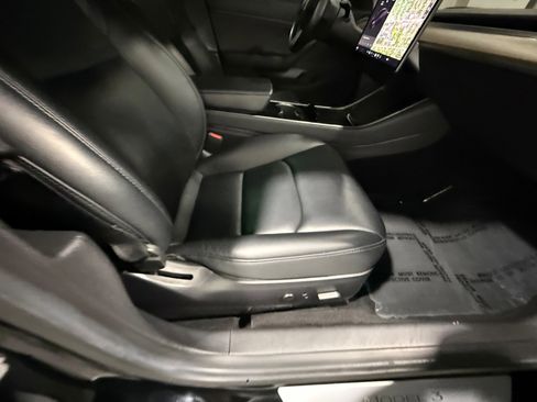 Used 2019 Tesla Model 3 Standard Range Plus RWD image 31