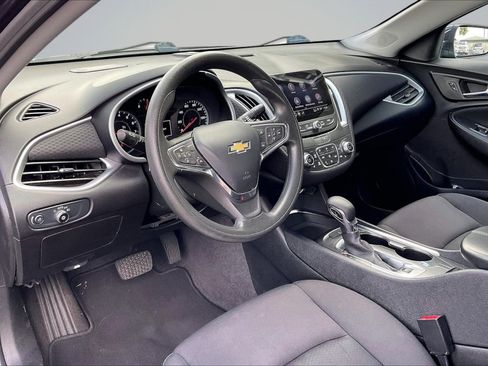 Used 2023 Chevrolet Malibu LT FWD image 14