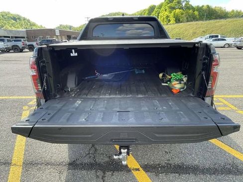Used 2024 Chevrolet Silverado EV RST AWD/4WD image 11
