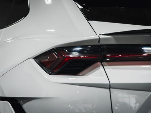 Used 2023 Lamborghini Urus Performante image 44