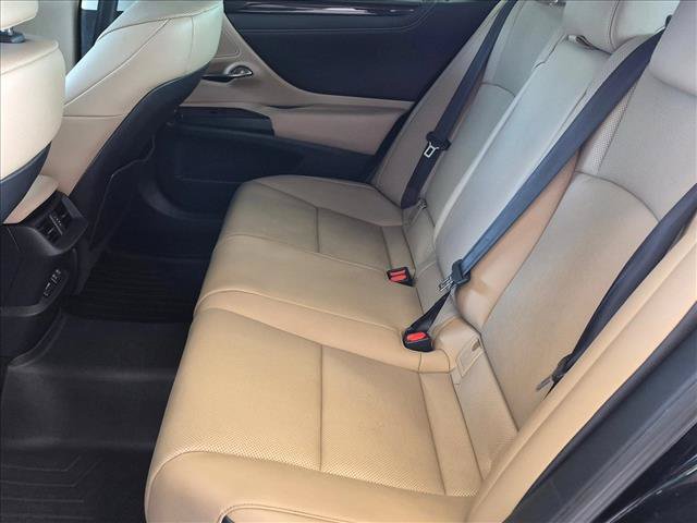 Used 2020 Lexus ES 350 w/ Premium Package FWD image 17