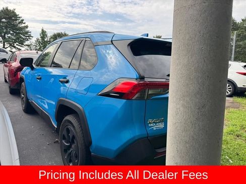 Used 2019 Toyota RAV4 LE AWD/4WD image 8