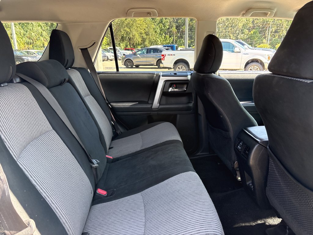 Used 2021 Toyota 4Runner SR5 AWD/4WD image 29