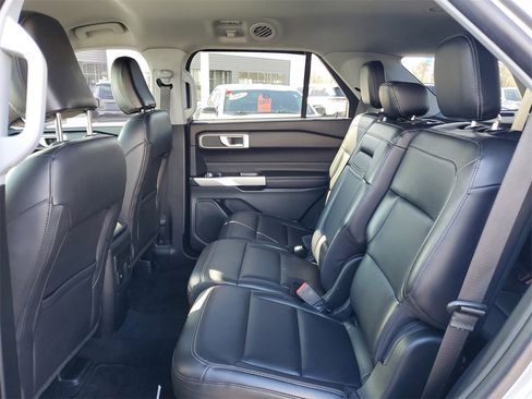 Certified 2023 Ford Explorer XLT w/ Equipment Group 202A image 29