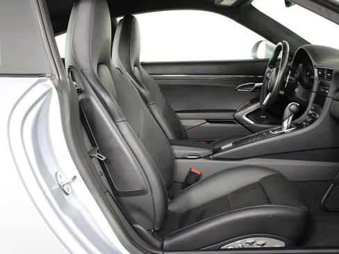 Certified 2017 Porsche 911 Carrera 4S image 30