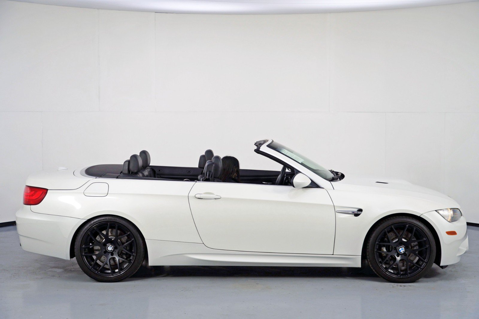 Used 2011 BMW M3 Convertible RWD image 45