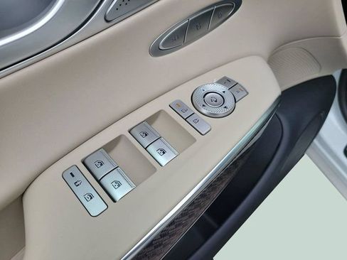 New 2026 Genesis GV70 3.5T Sport Prestige AWD/4WD image 31
