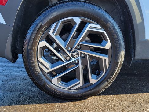 Used 2025 Hyundai Tucson Limited image 5