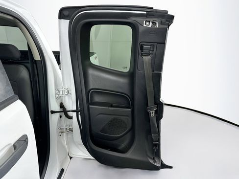 Used 2016 Chevrolet Colorado W/T w/ WT Convenience Package image 24