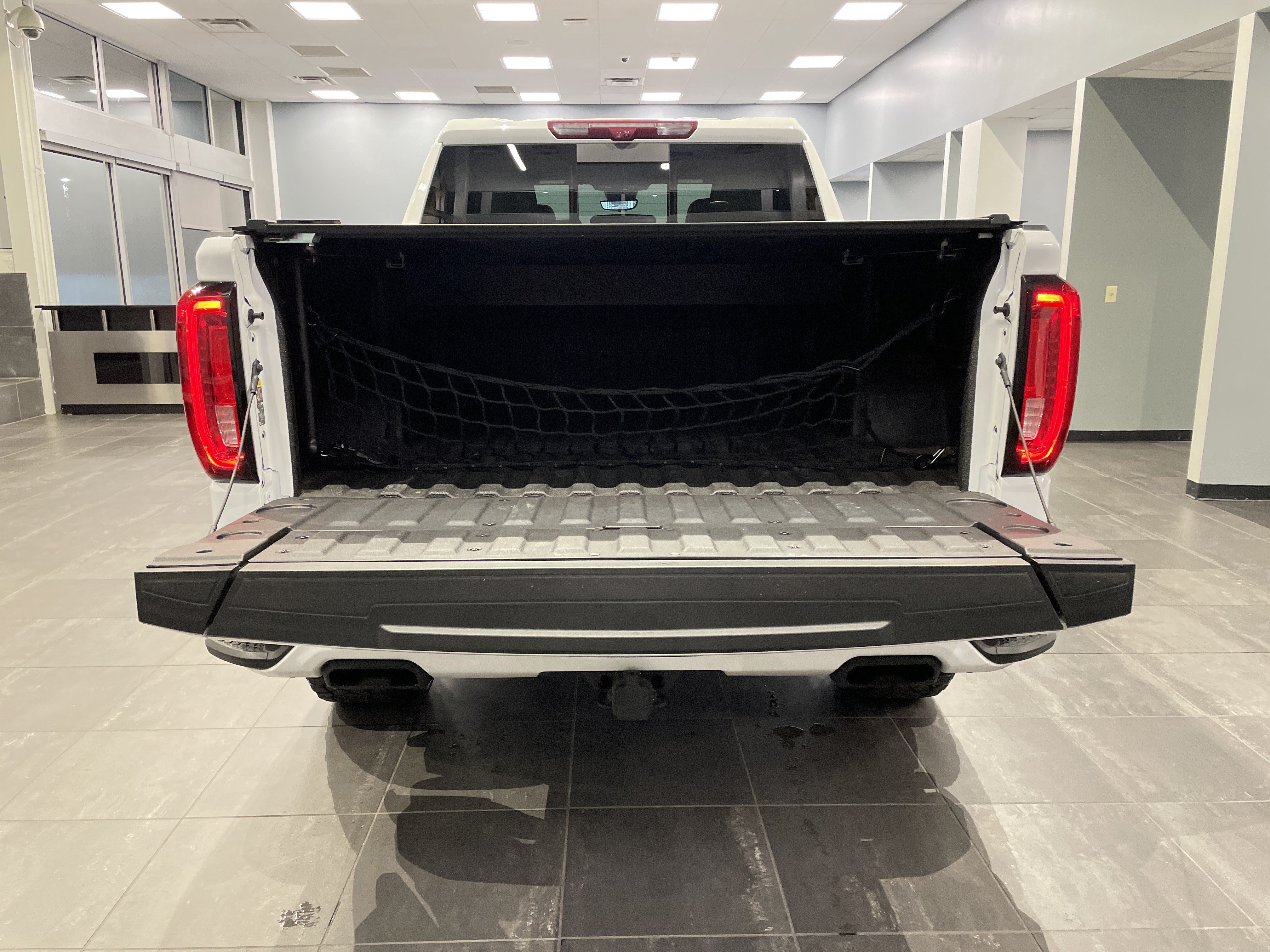 Used 2025 GMC Sierra 1500 AT4 w/ AT4 Premium Package AWD/4WD image 39