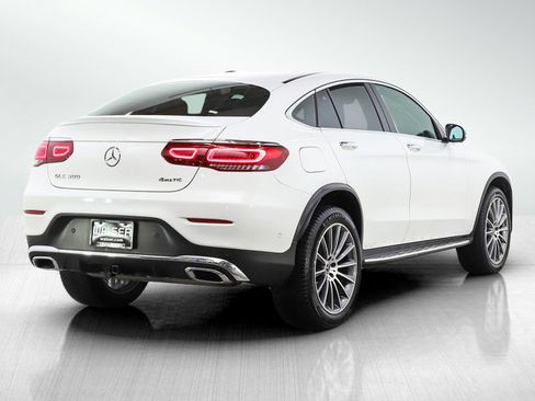 Used 2020 Mercedes-Benz GLC 300 4MATIC Coupe image 5