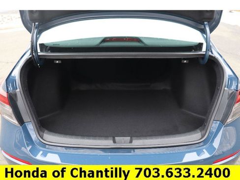 Used 2025 Honda Civic Sport image 25