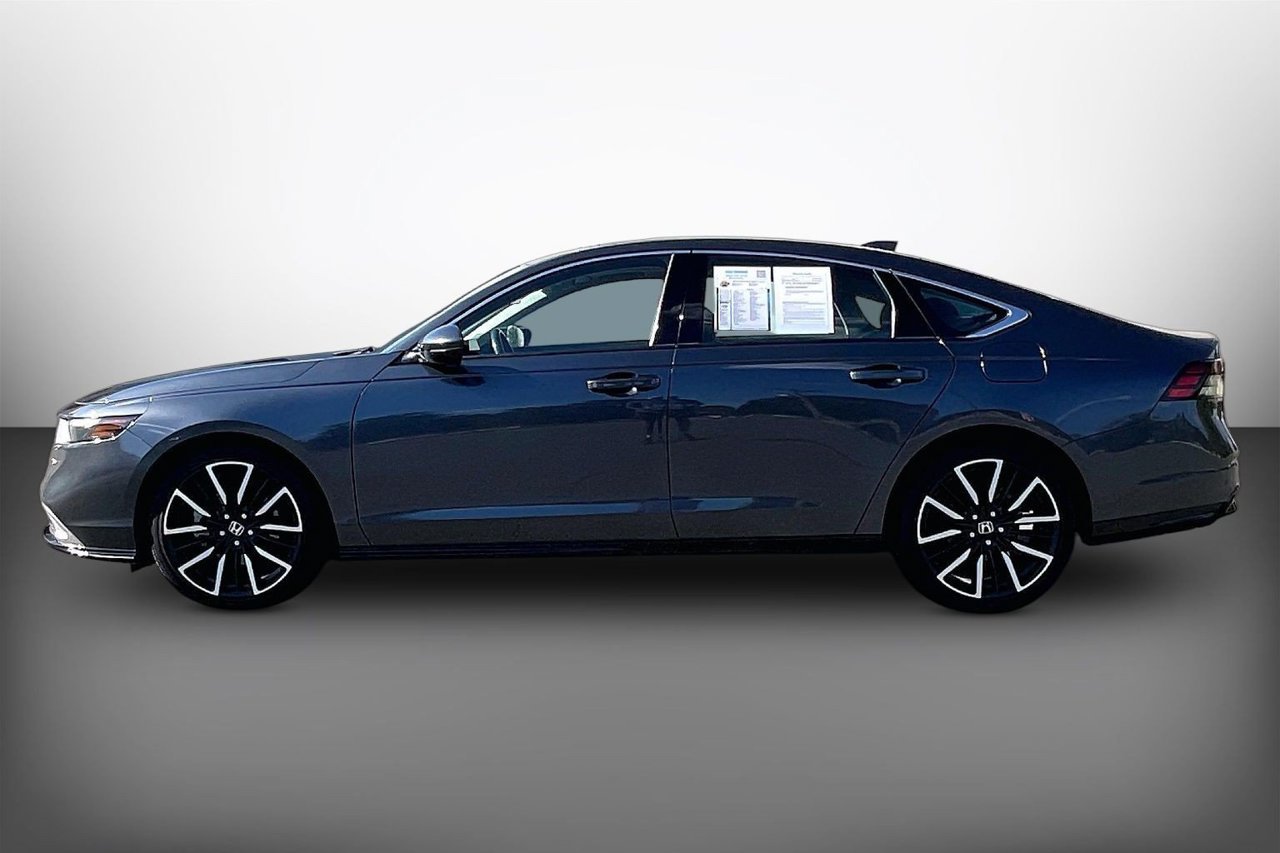 Used 2023 Honda Accord Touring image 5
