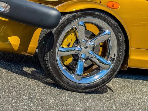 Used 2002 Chrysler Prowler image 13