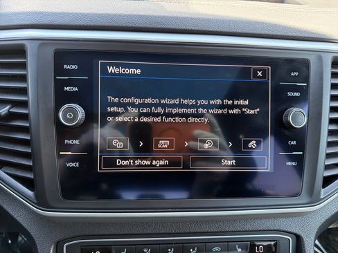 Certified 2021 Volkswagen Atlas Cross Sport SE AWD/4WD image 21