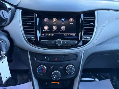 Used 2021 Chevrolet Trax LT image 14