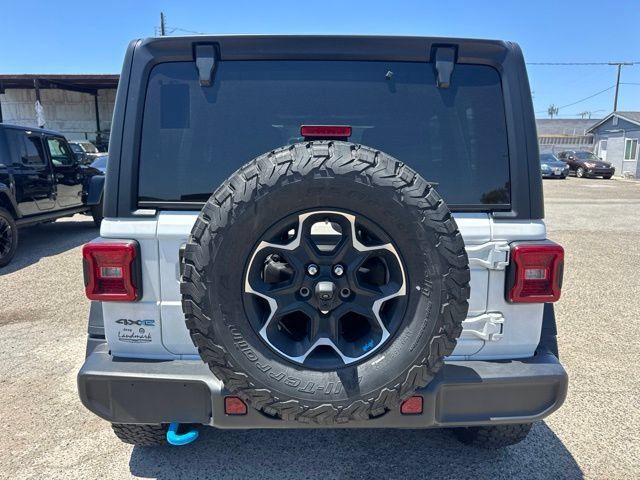 Used 2023 Jeep Wrangler Unlimited Rubicon 4xe w/ Cold Weather Group AWD/4WD image 6