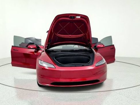 Used 2025 Tesla Model 3 RWD image 12