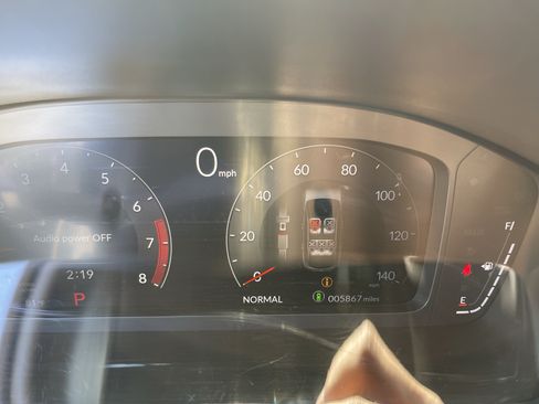 Used 2025 Acura ADX A-Spec AWD/4WD image 11