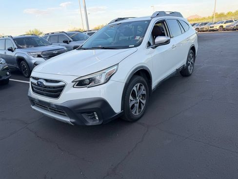Used 2020 Subaru Outback Touring AWD/4WD image 3