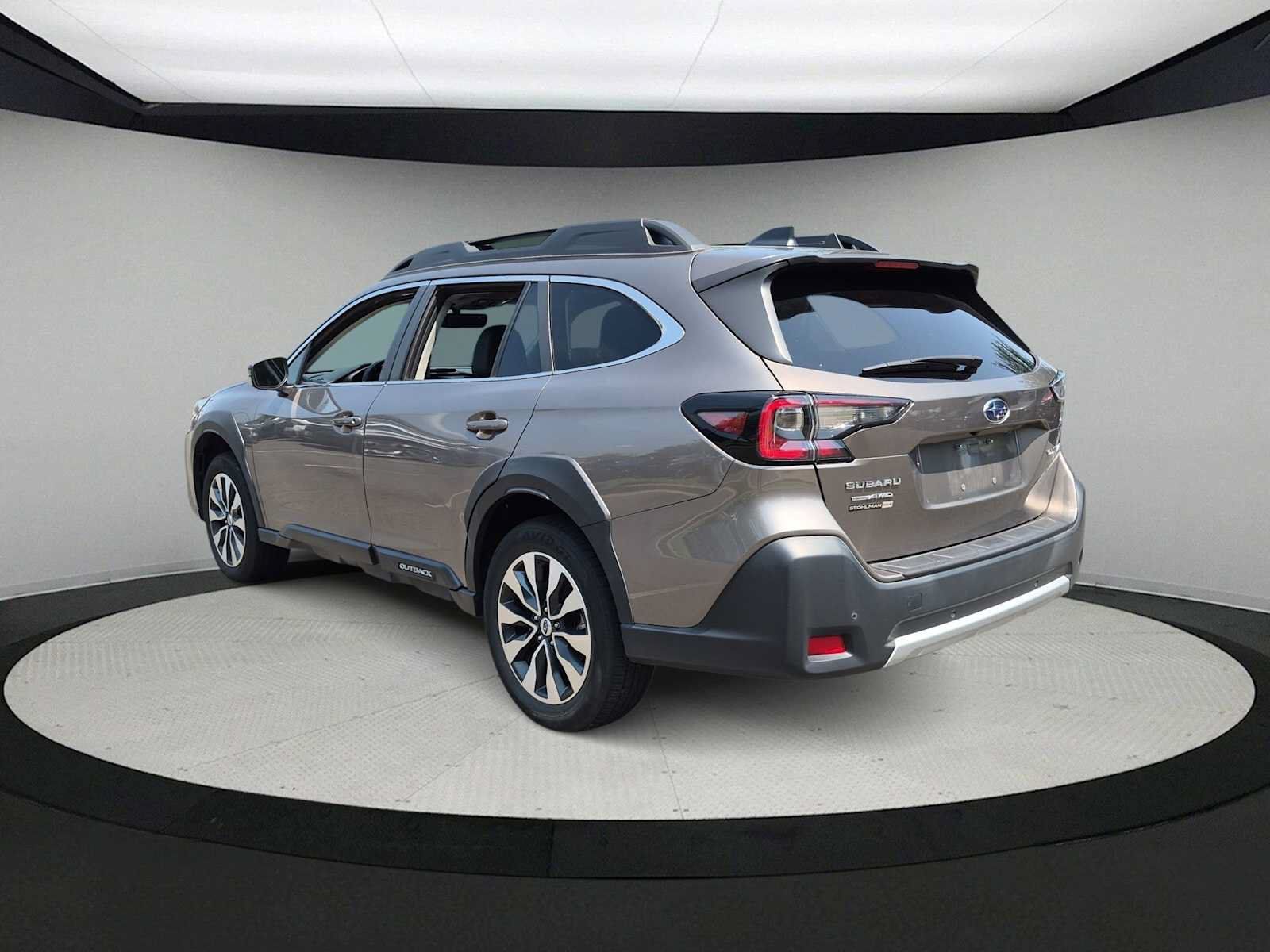 Certified 2024 Subaru Outback Limited AWD/4WD image 6