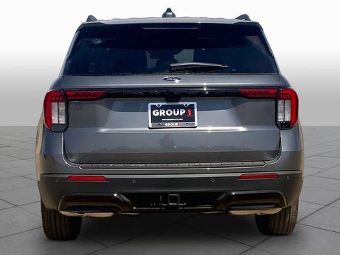 New 2026 Ford Explorer ST-Line RWD image 4