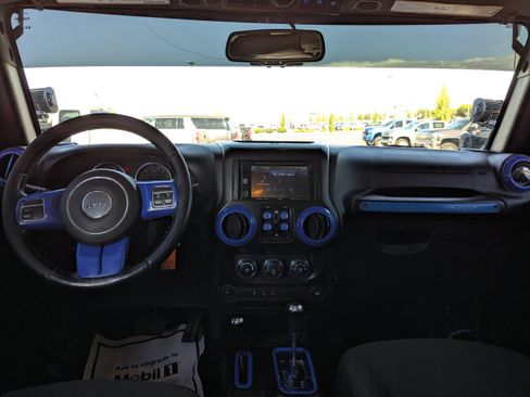 Used 2016 Jeep Wrangler Unlimited Sport w/ Quick Order Package 24S AWD/4WD image 25