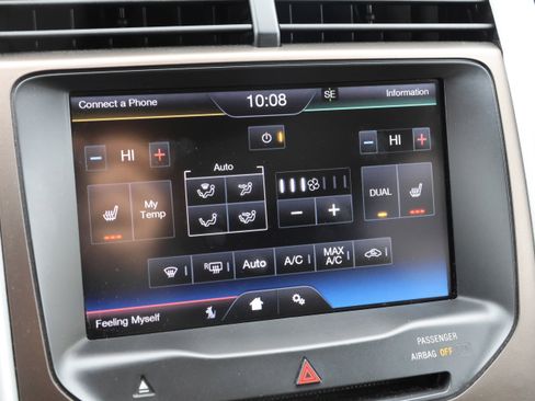 Used 2013 Ford Edge SEL image 24