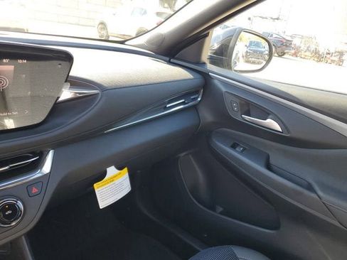 New 2026 Buick Envista Preferred w/ Convenience I Package image 25