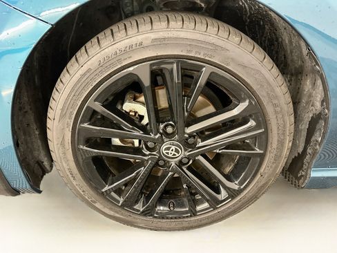 Used 2025 Toyota Camry SE FWD image 34