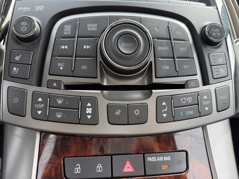 Used 2012 Buick LaCrosse Premium w/ Entertainment Package image 10