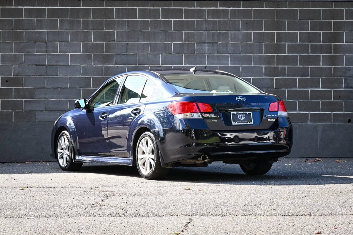 Used 2014 Subaru Legacy 2.5i Limited AWD/4WD image 4