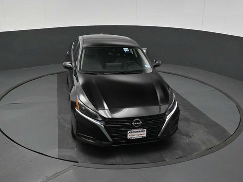 Used 2023 Nissan Altima 2.5 SL AWD/4WD image 11