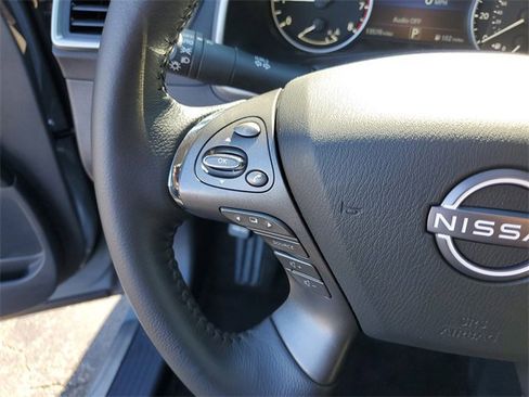 Certified 2024 Nissan Murano SV w/ SV Midnight Edition Package image 17