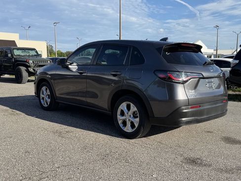 Used 2024 Honda HR-V LX image 7