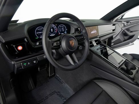 New 2026 Porsche Panamera 4 AWD/4WD image 15