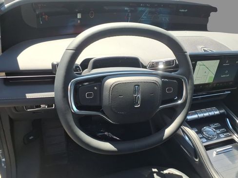 New 2026 Lincoln Nautilus Reserve AWD/4WD image 22