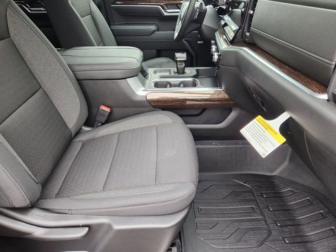 New 2026 GMC Sierra 1500 Elevation w/ Preferred Package AWD/4WD image 18