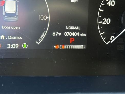 Used 2023 Honda CR-V Sport image 4