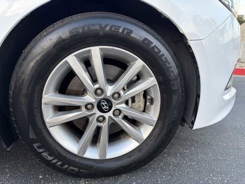 Used 2015 Hyundai Sonata SE image 42