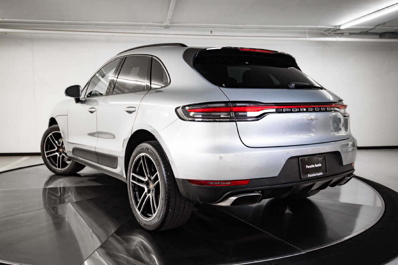 Certified 2021 Porsche Macan AWD/4WD image 3