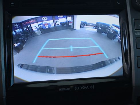 Used 2017 Toyota Tundra SR5 image 23