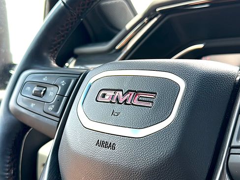 Used 2024 GMC Sierra 2500 AT4X AWD/4WD image 31