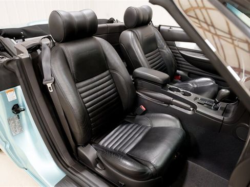 Used 2002 Ford Thunderbird RWD image 30