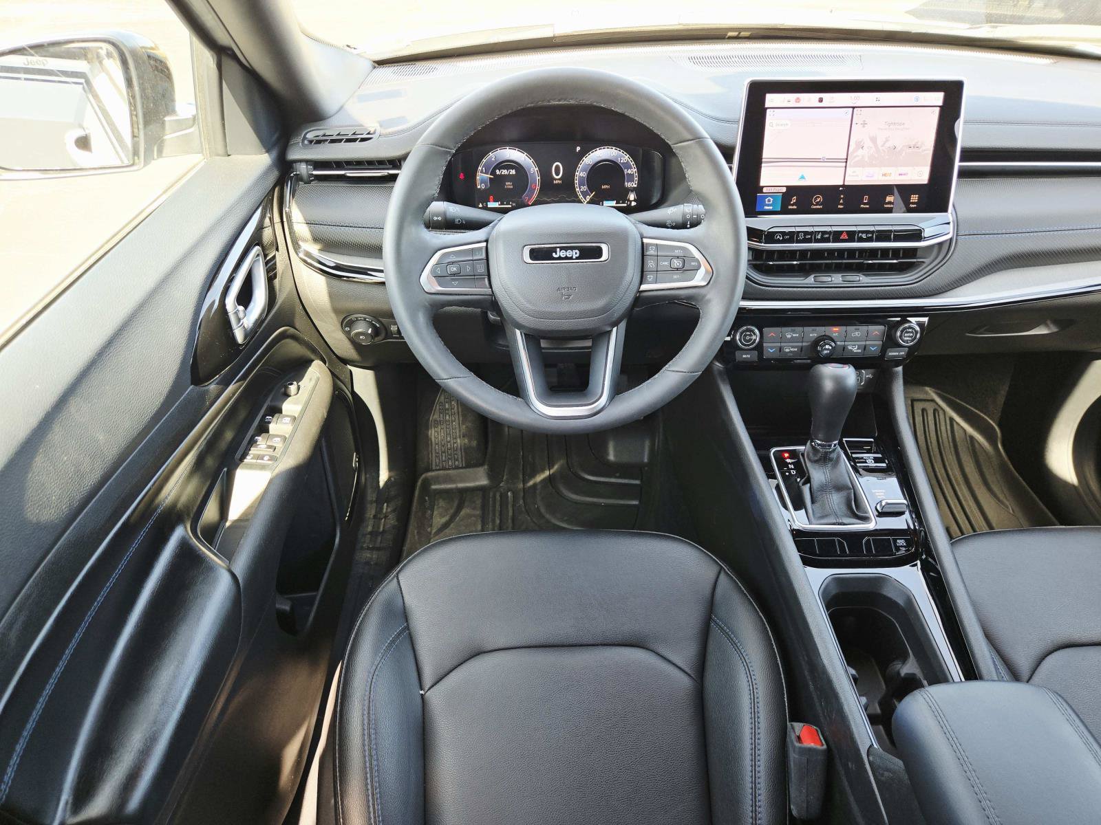Used 2025 Jeep Compass Limited w/ High Altitude Package AWD/4WD image 12