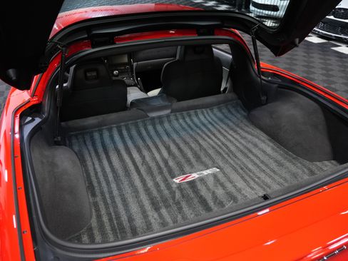 Used 2013 Chevrolet Corvette Z06 w/ 2LZ Preferred Equipment Group RWD image 41
