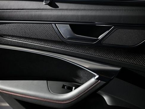 New 2025 Audi RS 6 performance image 24