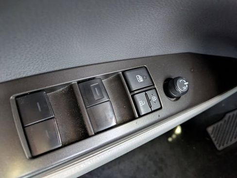 Used 2022 Toyota Camry LE FWD image 22
