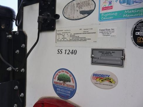 Used 2022 Ford F250 XLT w/ XLT Value Package AWD/4WD image 6